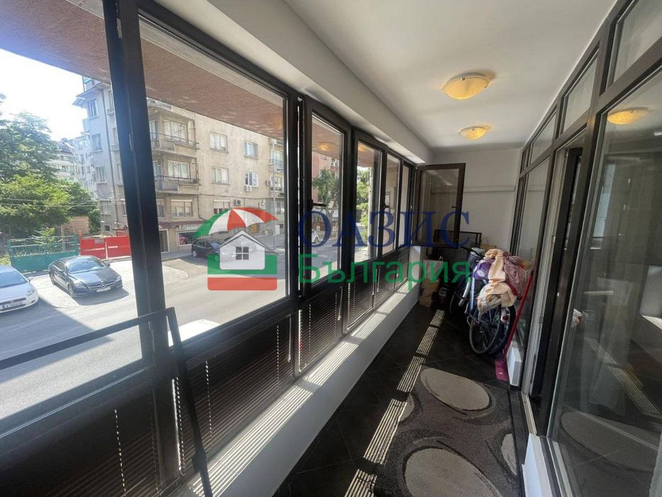 Тристаен апартамент, Бургас кв. Възраждане, 134,64 кв.м., 2т., цена 260 000 евро