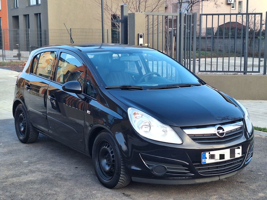 Opel Corsa D • 1.2 Benzina • Hatchback •