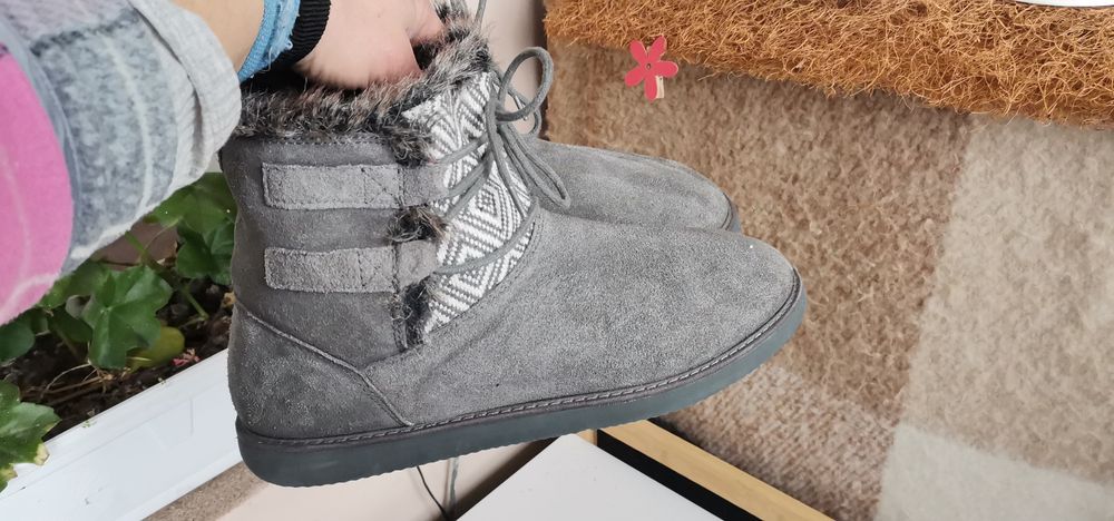 Апрески Roxy 42н.Естествен велур