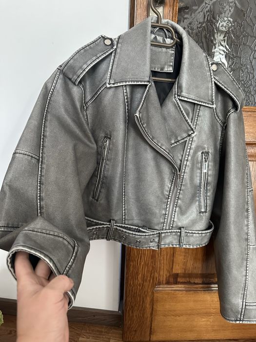 Jacheta oversize din piele