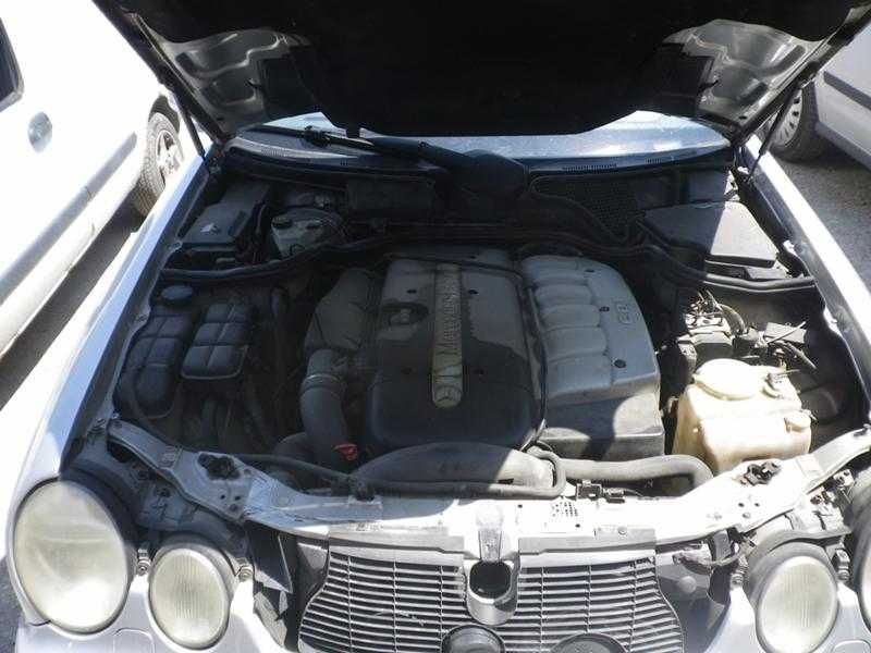 Марцедес-БенцE320 3.2CDI/Mercedes-Benz E320 3.2CDI Avantgarde на части