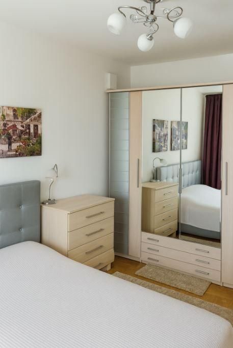 Дава се под наем Двустаен апартамент в Варна, Център - 70 кв.м за 500 € - Снимка #4