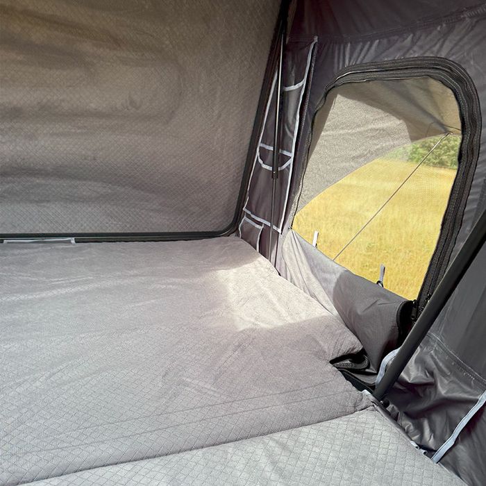 cort plafon auto overlander discover max 1.6 x 2.1m cu sky roof