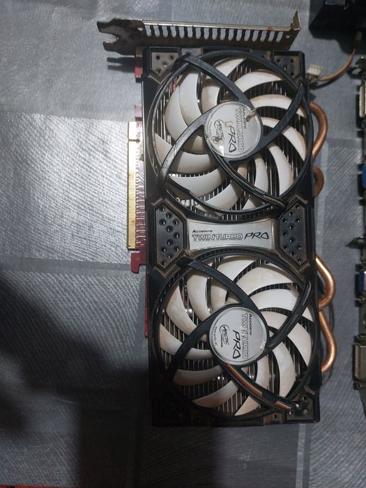 Placa vidio     sapphire HD 4850