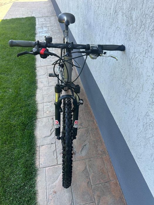 Vand Bicicleta MERIDA roti  pe 26" cadru aluminiu frane hidraulice