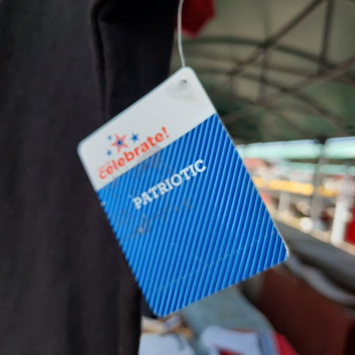 Vand maieu pentru bărbați.