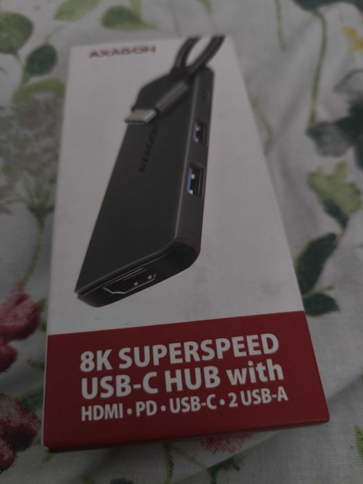 Hub USB multifuncțional – HDMI 8K, USB-C & USB-A