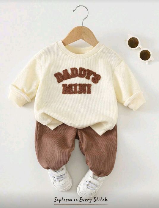 Бебешки комплект, размер 6-9 месеца