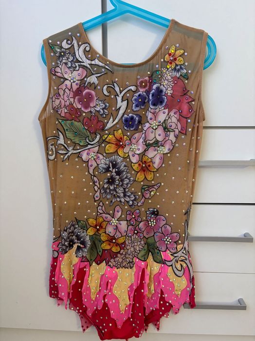 Трико за художествена гимнастика