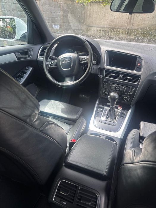 Audi Q5 4x4 2000 кубика S line