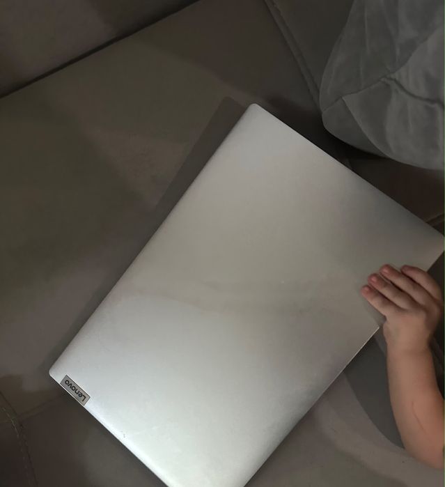 Продам ноутбук Lenovo