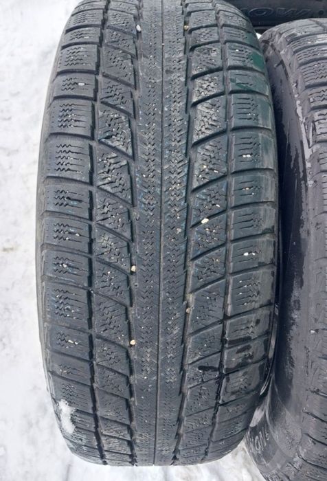 4 шины Triangle 235 65 R17. Читаем описание.