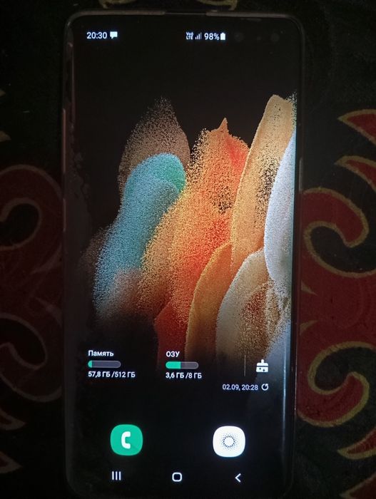 Продам SAMSYUHG S10 и плюс программу