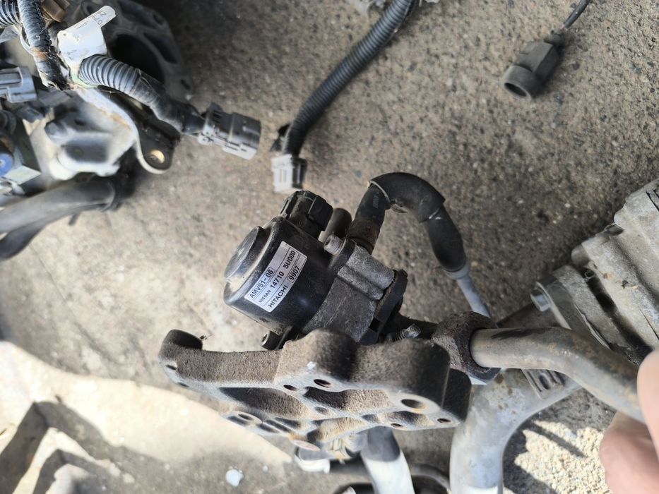 Ниссан Серена навесное