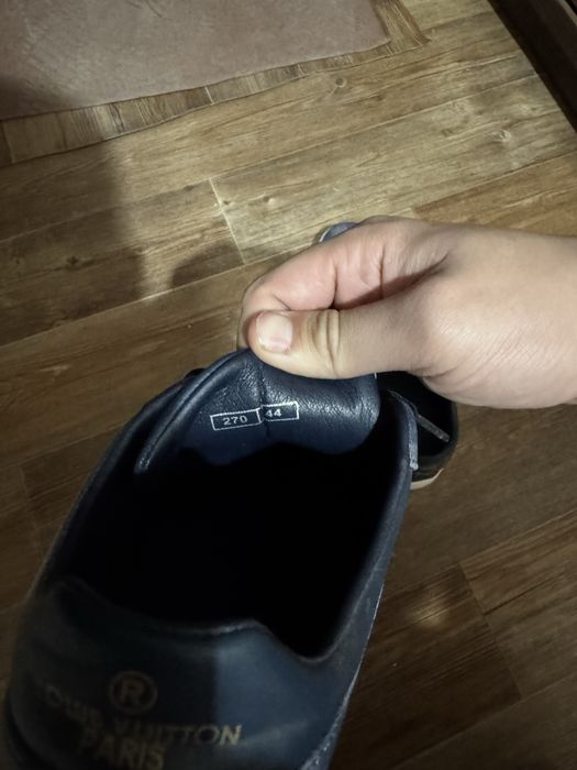 кроссовка Louis Vuitton