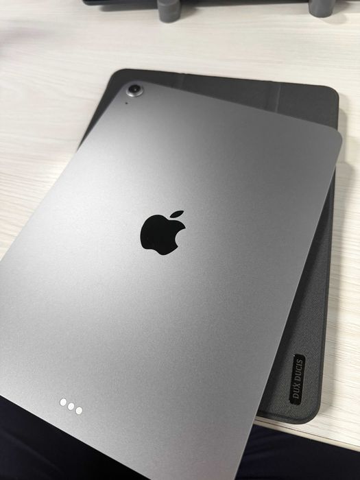 Продам Apple iPad Air 11 (M4) 128GB Wi-Fi Black | Как новый