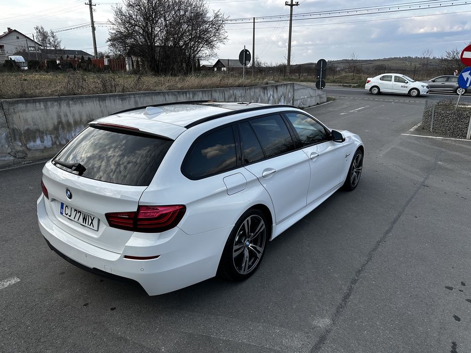 BMW 520D Touring X-Drive M Pack