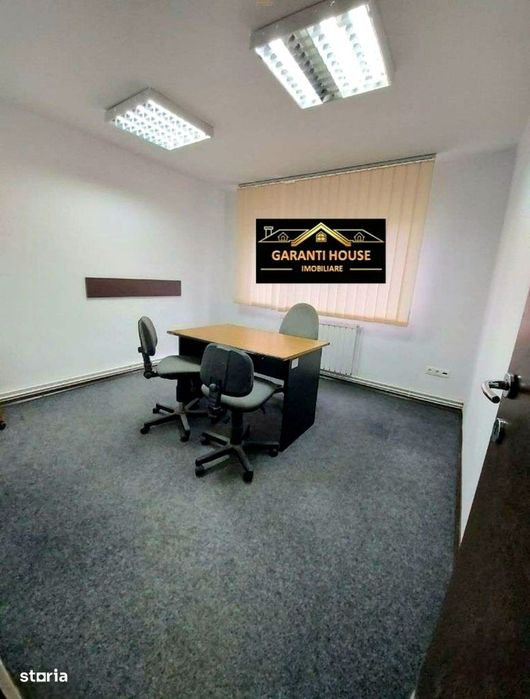 Republicii, spatiu pentru birouri, 3 camere, decomandat, 340€/Luna