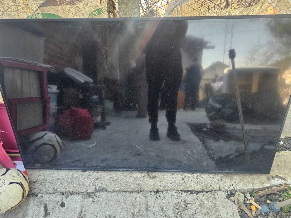 Samsung plazma 65 incha