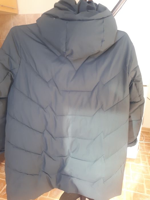 Продам зимний пуховик