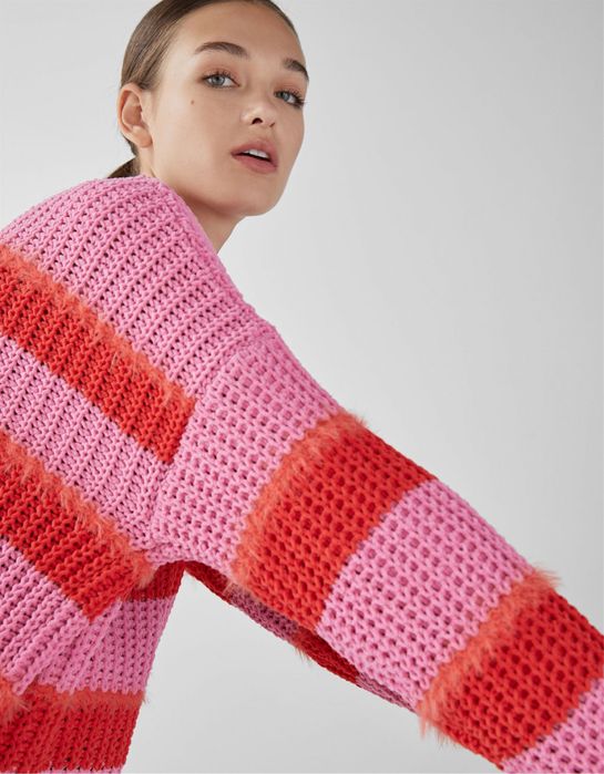 Bershka пуловер в два цвята Zara