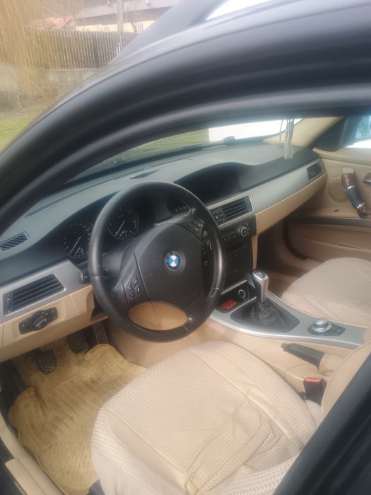 BMW 320 , anul 2008 , diesel