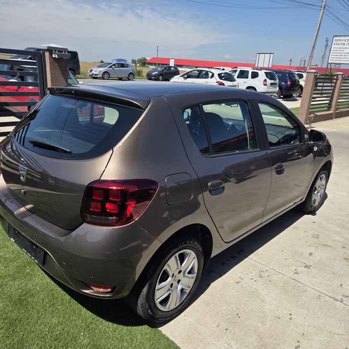 Dacia Sandero an 2020 euro 6D , 999cm , 5300€