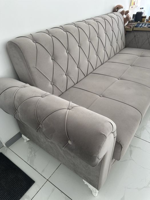 Продам диван в хорошем состояние