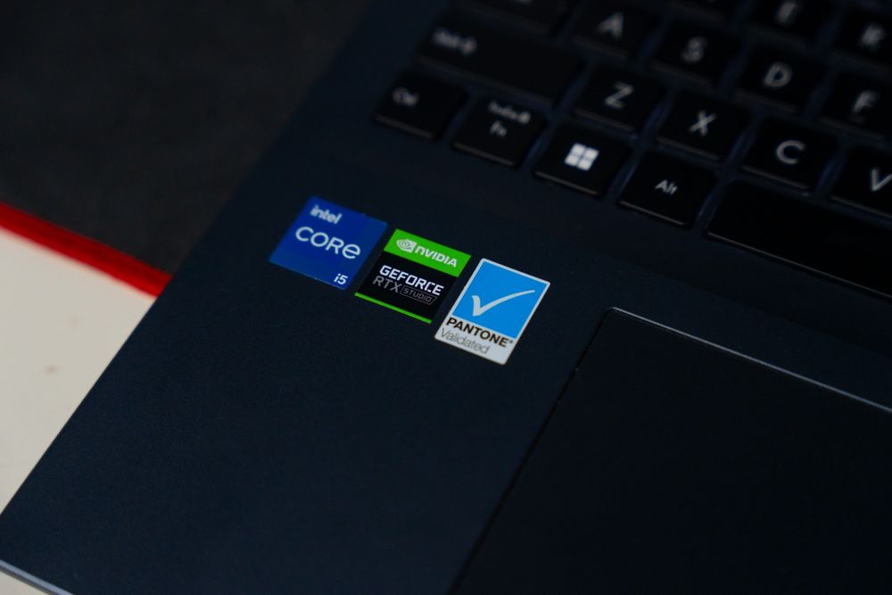 ASUS Vivobook Pro 16