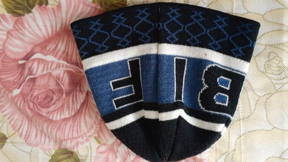 Шапка с бумбоном детские