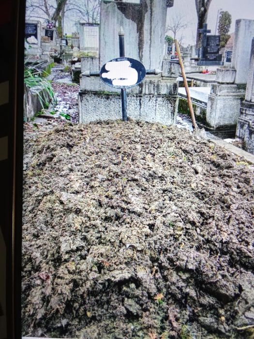 Loc de veci cimitirul central cluj napoca