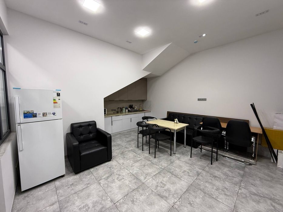 Мирабад | Greenwich - Продается нежилое помещение вдоль дороги 178м2