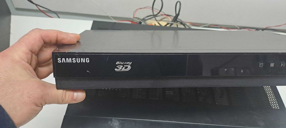 Samsung HT-H4200R Amplificator BD 3D – Optic – 2.1 – HDMI/Net