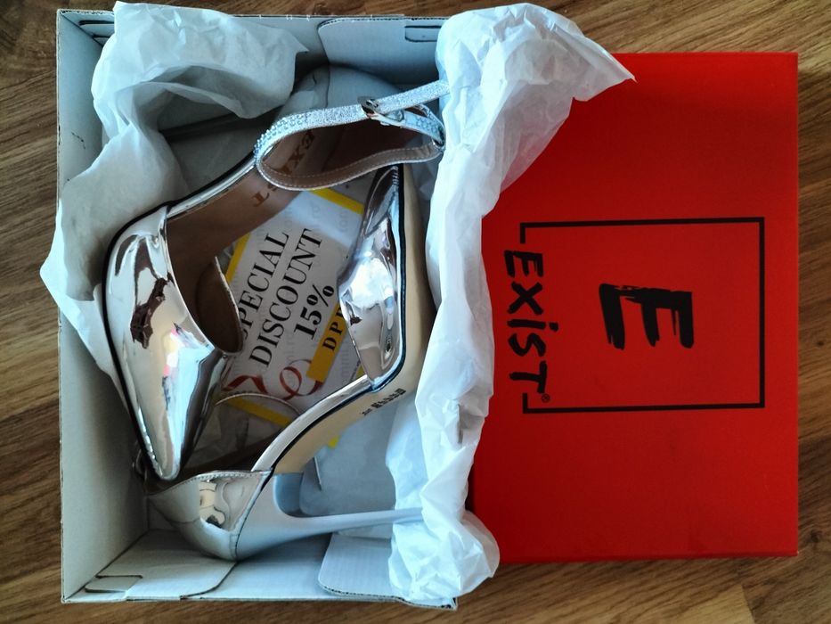 Pantofi stiletto argintii