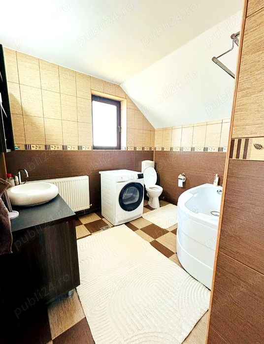 Casă de vânzare, La 3 Km de Pitești.