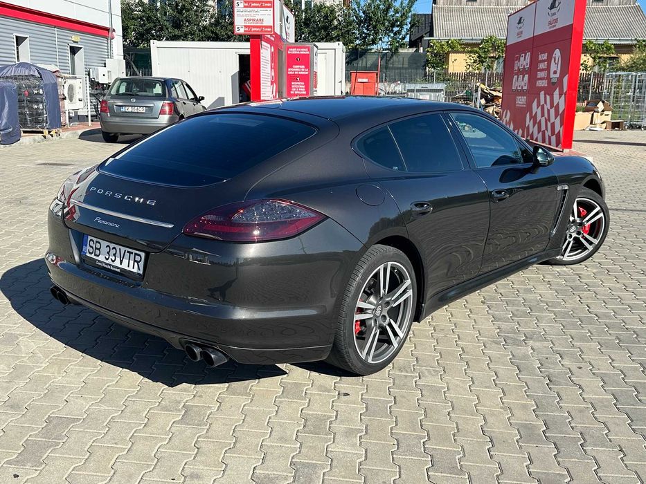 Porsche Panamera 3,0 tdi 2012 GTS moka-brown full accept variante !