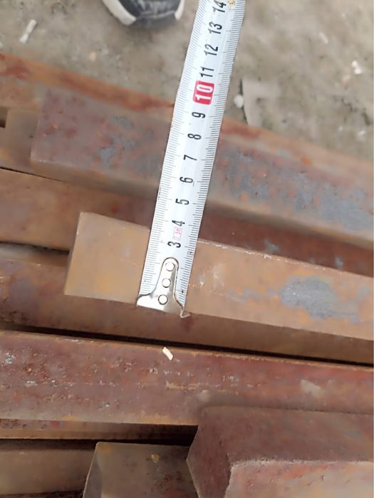 Продам квадрат литой