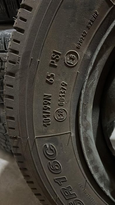 Газелге запасқа жаңа шина