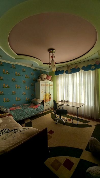 Сергели  Евродом 2 этажа 6 соток 9 комнат