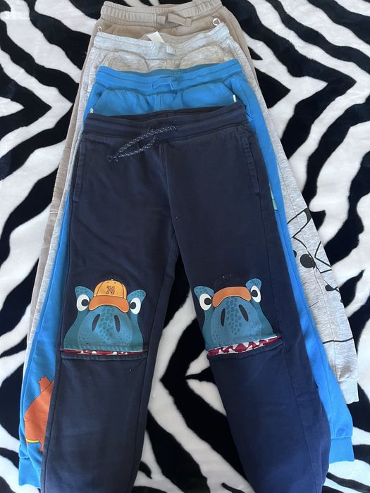 Pantaloni c&a si h&m 9-10 ani 134-140cm