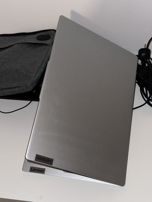 Lenovo IdeaPad Slim 5 16" (Ryzen 7 8845HS / 32GB RAM / 1TB SSD) - Baterie 100% + Garanție