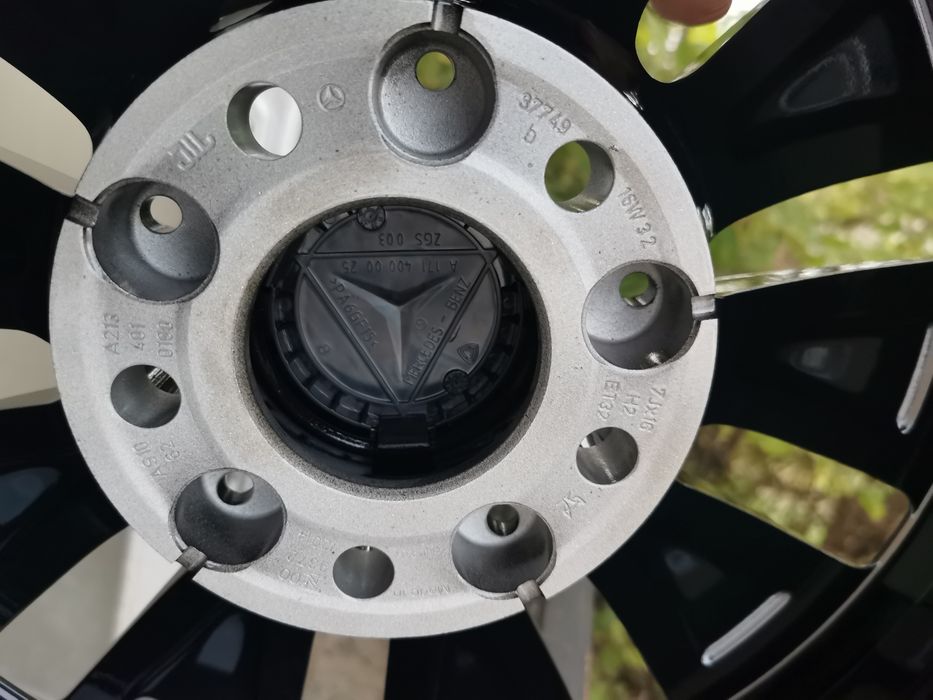Vand jante de aliaj originale pentru Mercedes pe 16
