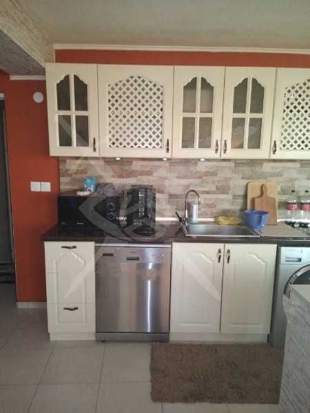 Тристаен в центъра на Асеновград