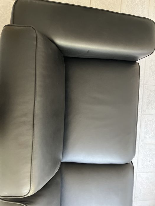 Canapea IKEA KIVIK piele 3 locuri – ca nouă, NEFOLOSITĂ – piele ecologică premium