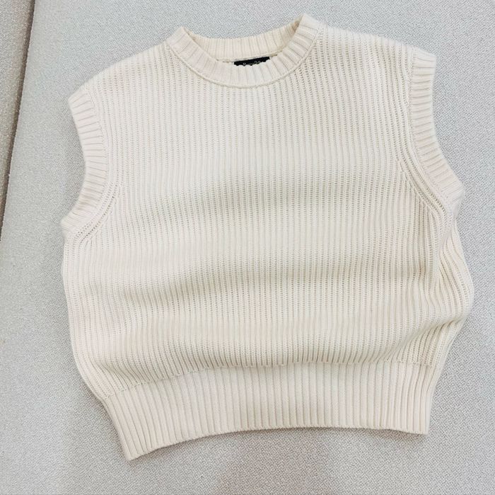 Жилетка Massimo dutti