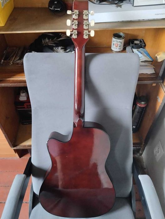 Гитара 6 струнная