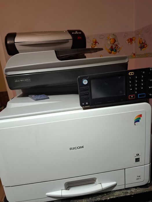 Продава се RICOH A4 цветен принтер – подлежи на ремонт