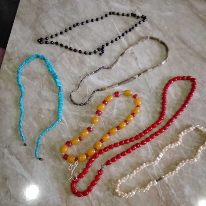 Продаю бусы на шею натуральный камень