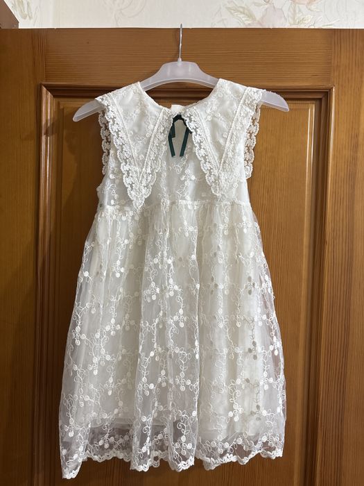 Платье праздничное