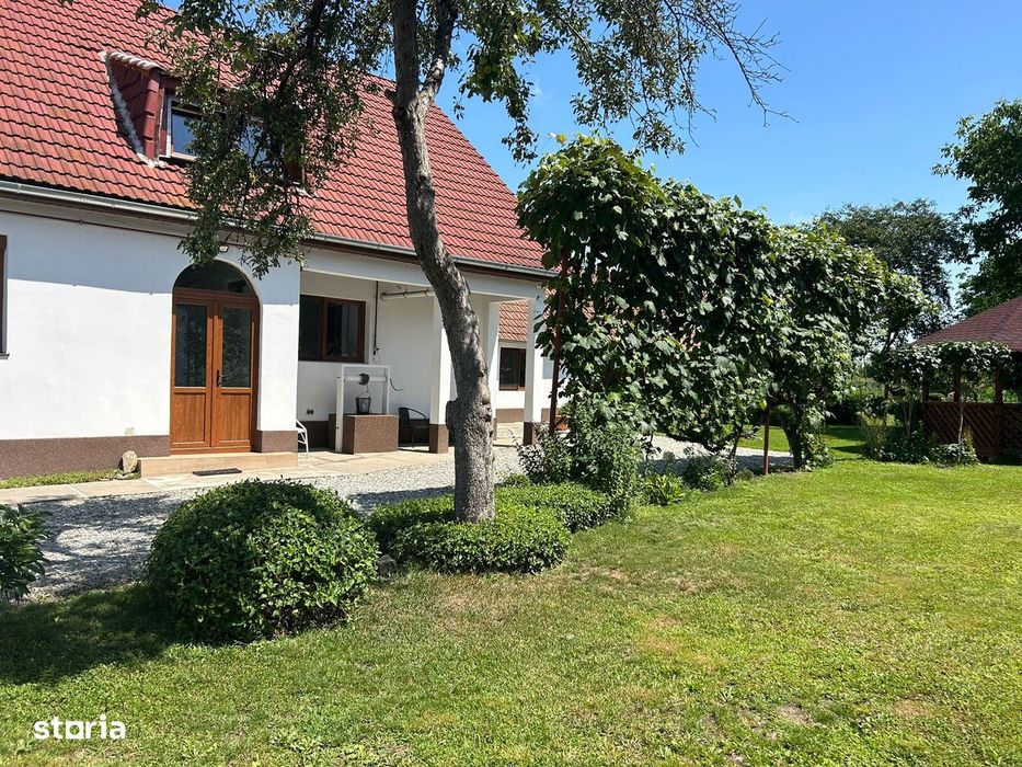 Proprietate Transilvăneană Renovată La Cheie